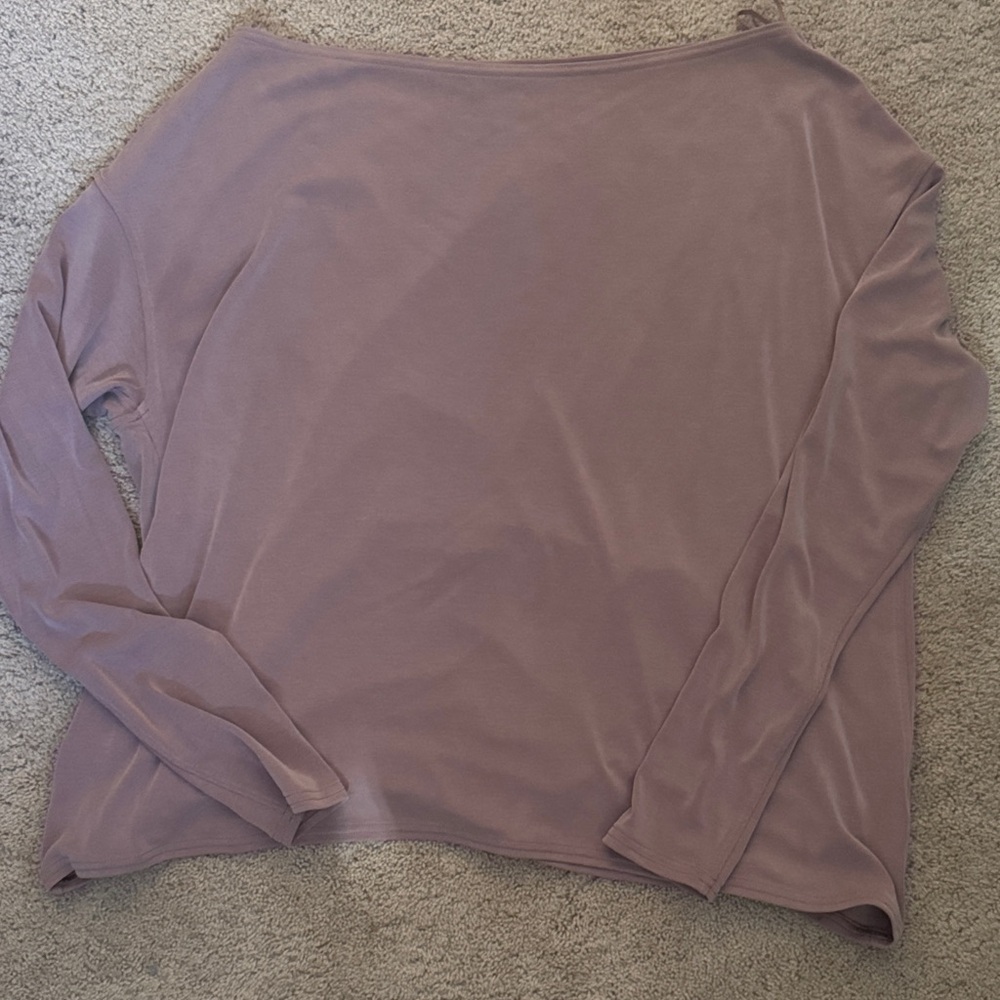 Lululemon Drapey Softstreme Off-The-Shoulder Long-Sleeve Shirt in Twilight Rose